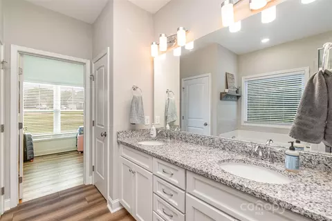 Bath - 2918 Plum Thicket Ct, Monroe, NC 28112 photo 1 of 2