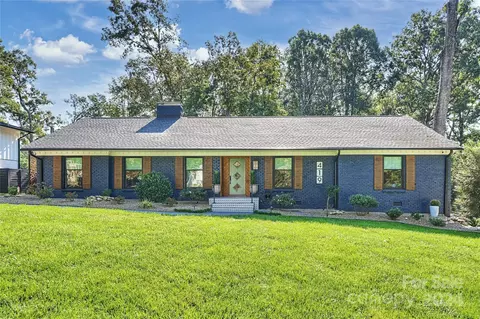 419 Wingrave Dr, Charlotte, NC 28270