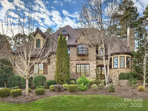 9029 Pine Laurel Dr, Weddington, NC 28104