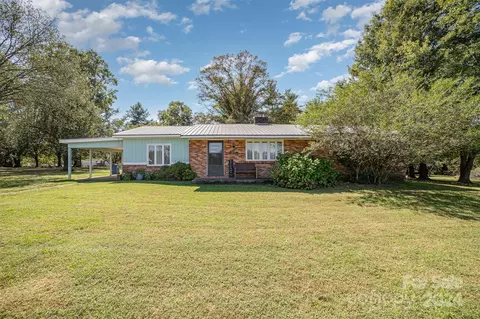 1920 Salisbury Hwy, Statesville, NC 28677