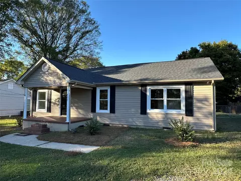 802 Beechwood St, Kannapolis, NC 28081