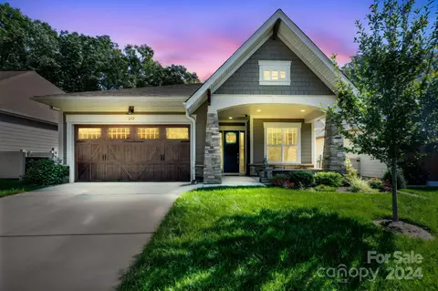 1335 Stonecroft Nw Ln NW, Concord, NC 28027