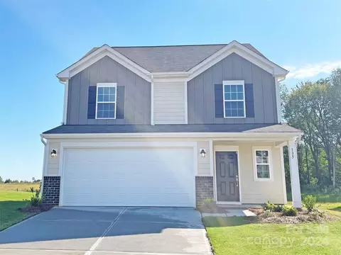 135 Hanging Rock Trl, Statesville, NC 28625