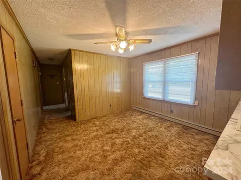 Living - 140 E Chamblee Dr, Salisbury, NC 28147 photo 2 of 3