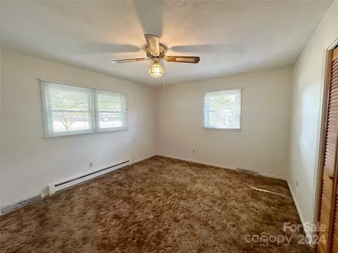 Bedroom - 140 E Chamblee Dr, Salisbury, NC 28147 photo 2 of 3