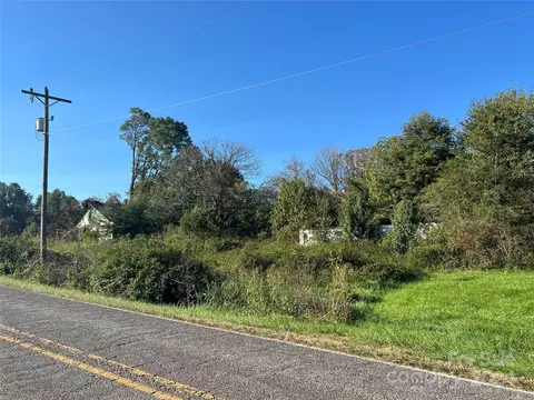 662 Olin Loop, Olin, NC 28660 photo 2