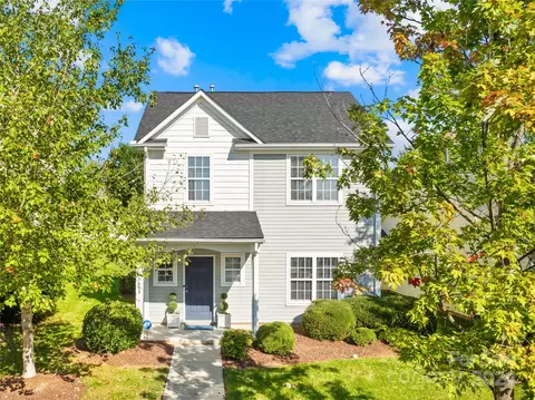 19603 Deer Valley Dr, Cornelius, NC 28031