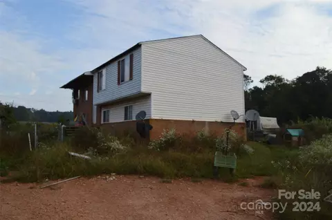 138 Hatley Farm Ln, Stony Point, NC 28678