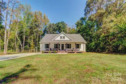 4776 Bonnie Brook Ct, Vale, NC 28168