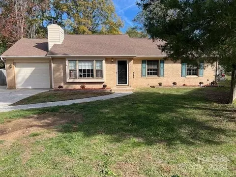 4416 Westcreek Ct, Charlotte, NC 28227