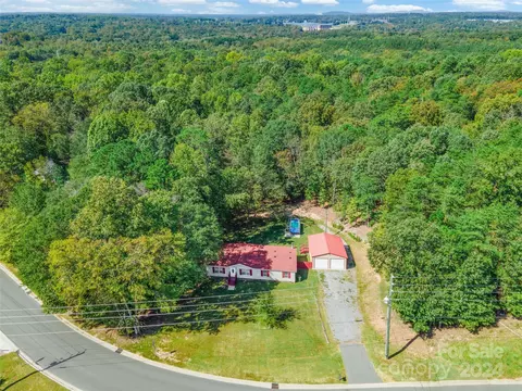 1942 Suttonview Rd, Fort Mill, SC 29708 photo 2