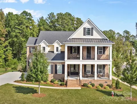1402 Amanda Dr, Weddington, NC 28104