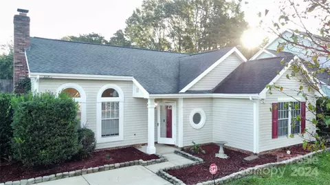 9406 Oren Thompson Rd, Charlotte, NC 28213