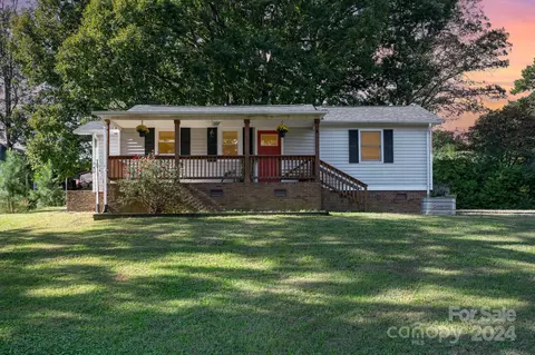 701 W Ryder Ave, Landis, NC 28088