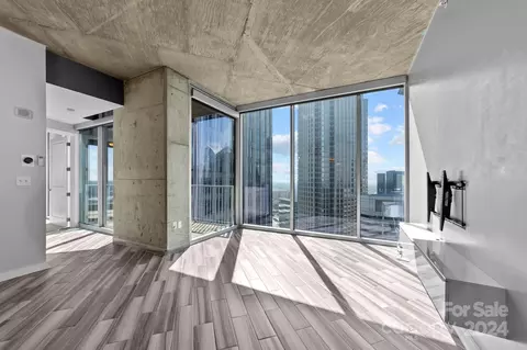 210 N Church 3107 St #3107, Charlotte, NC 28202
