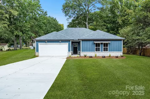 337 Autumn Dr, Harrisburg, NC 28075