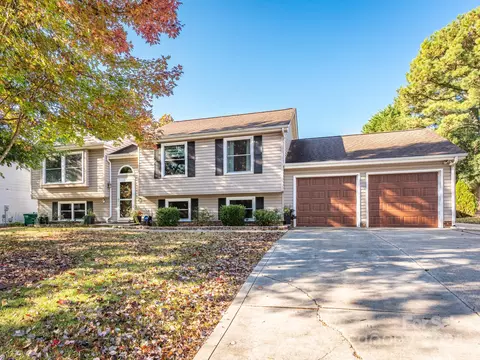 124 Mallard Dr, Pineville, NC 28134