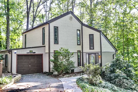4025 Ebert Rd, Winston Salem, NC 27127