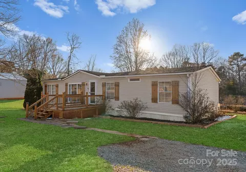 1812 Shearers Rd, Davidson, NC 28036 photo 2