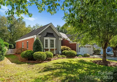 6209 Caslon Ct, Charlotte, NC 28270