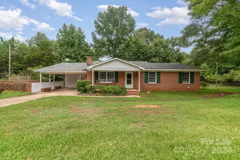 2446 Wood Rd, York, SC 29745