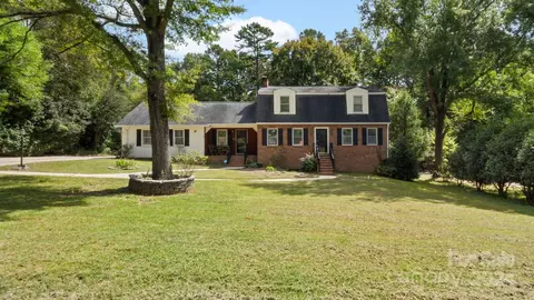 654 Woodend Dr, Concord, NC 28025