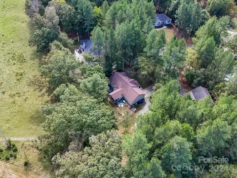 View/Area - 1874 Waldeck Ct, Mount Pleasant, NC 28124 photo 2 of 4