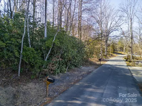 00 Upper Ridgewood Blvd, Hendersonville, NC 28739