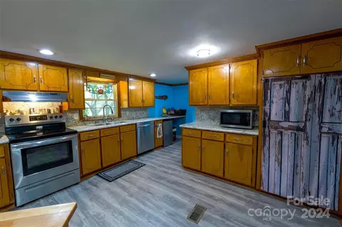 2266 Bless Ln, Lancaster, SC 29720 photo 8