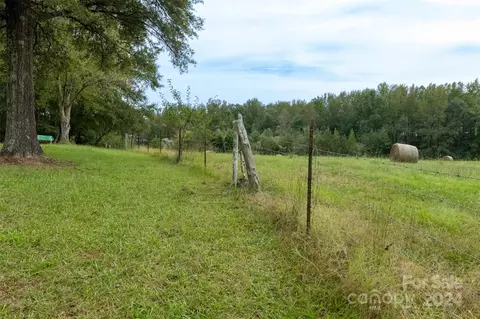 2266 Bless Ln, Lancaster, SC 29720 photo 34