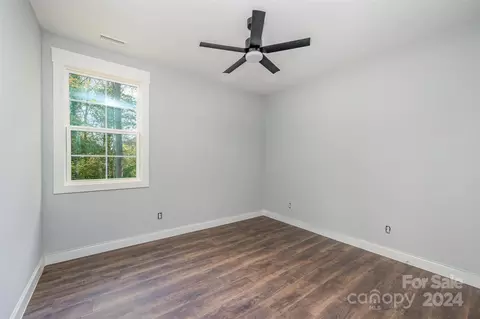 1043 Lester Rd, Clover, SC 29710 photo 26