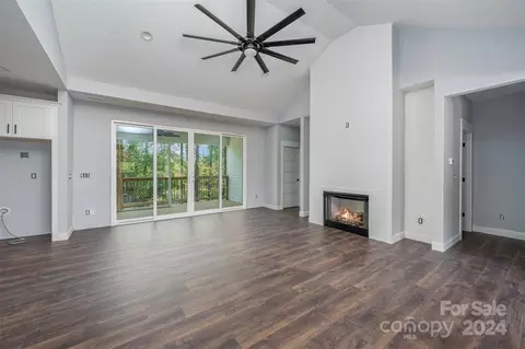 1043 Lester Rd, Clover, SC 29710 photo 10