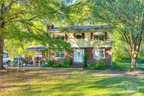 5274 Mt Gallant Rd, Rock Hill, SC 29732