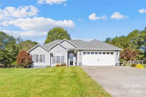 162 Planters Row Rd, Iron Station, NC 28080