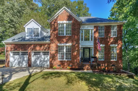 9015 Tayside Ct, Huntersville, NC 28078