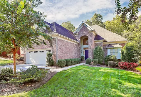 10421 Newberry Park Ln, Charlotte, NC 28277