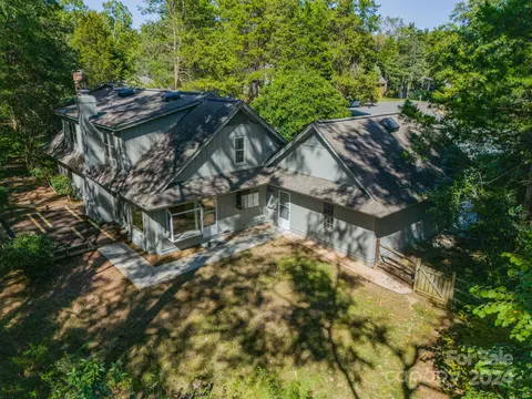 4708 Carmel Vista Ln, Charlotte, NC 28226