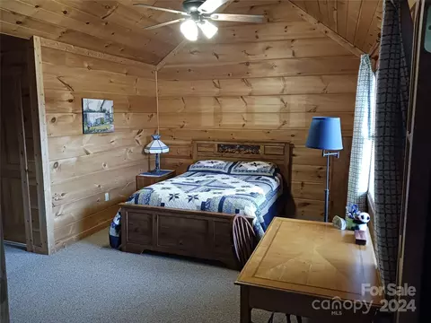 489 Panoramic Loop, Maggie Valley, NC 28751 photo 11