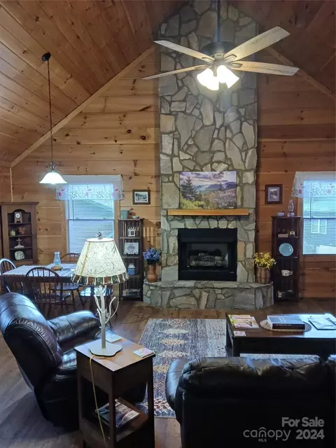 489 Panoramic Loop, Maggie Valley, NC 28751 photo 7