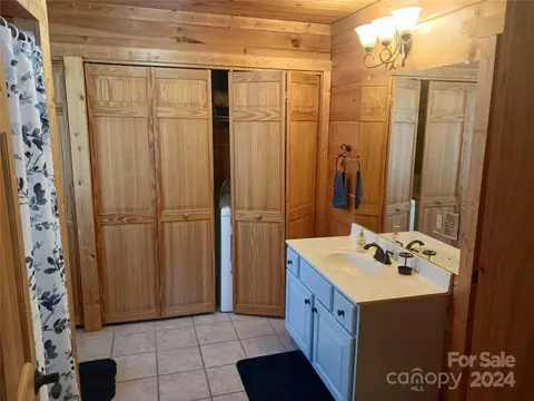 489 Panoramic Loop, Maggie Valley, NC 28751 photo 18