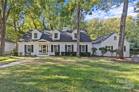 8229 Prince George Rd, Charlotte, NC 28210
