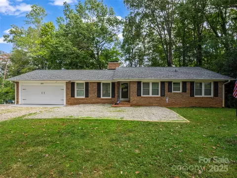 263 Blanton St, Columbus, NC 28722