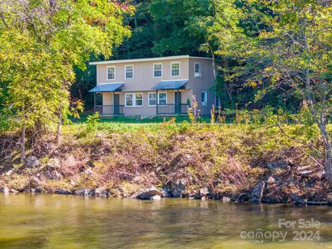 Edgewater Road, Cullowhee, NC 28723