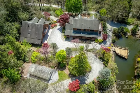 3939 Pickens Hwy, Rosman, NC 28772