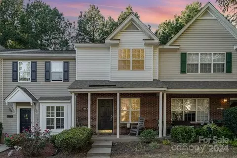 10735 Holly Ridge Blvd, Charlotte, NC 28216