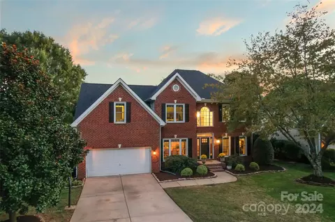 12628 Willingdon Rd, Huntersville, NC 28078