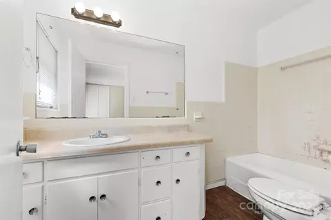 Bath - 1010 E Franklin St, Monroe, NC 28112 photo 1 of 2