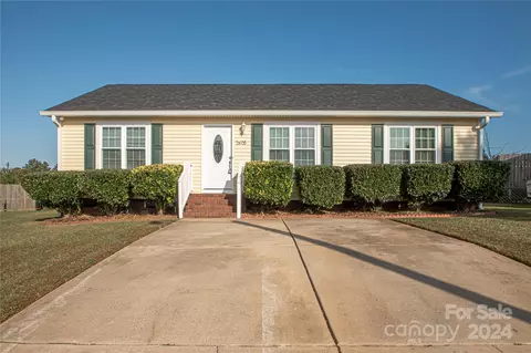 2605 Butler Ct, Kannapolis, NC 28083