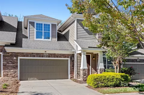 3748 Highland Castle Way, Charlotte, NC 28270