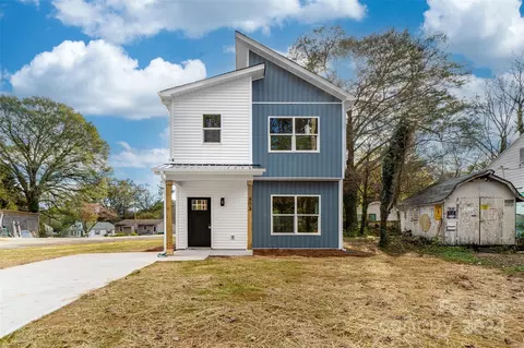 803 Noles Dr, Mount Holly, NC 28120